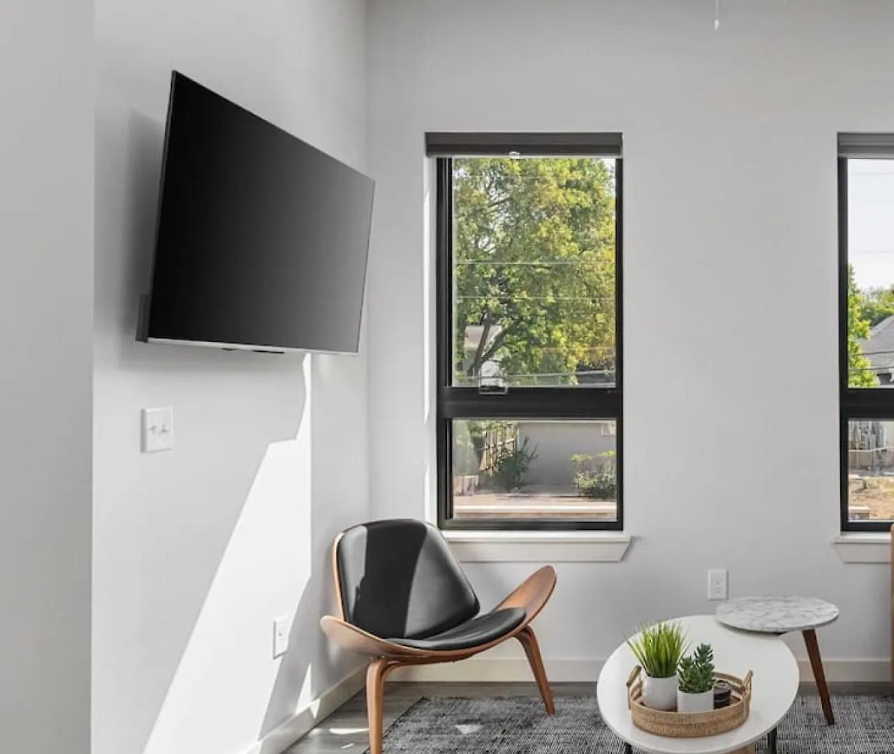 Chic Music Row Condo Rooftop Deck With City View Gym Office And More 내슈빌 아파트