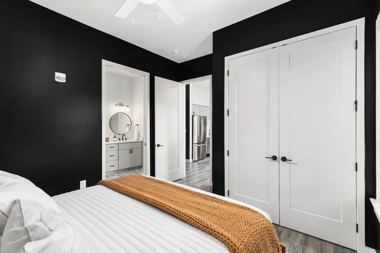 Chic Music Row Condo Rooftop Deck With City View Gym Office And More Nashville 0*,  Stany Zjednoczone Ameryki