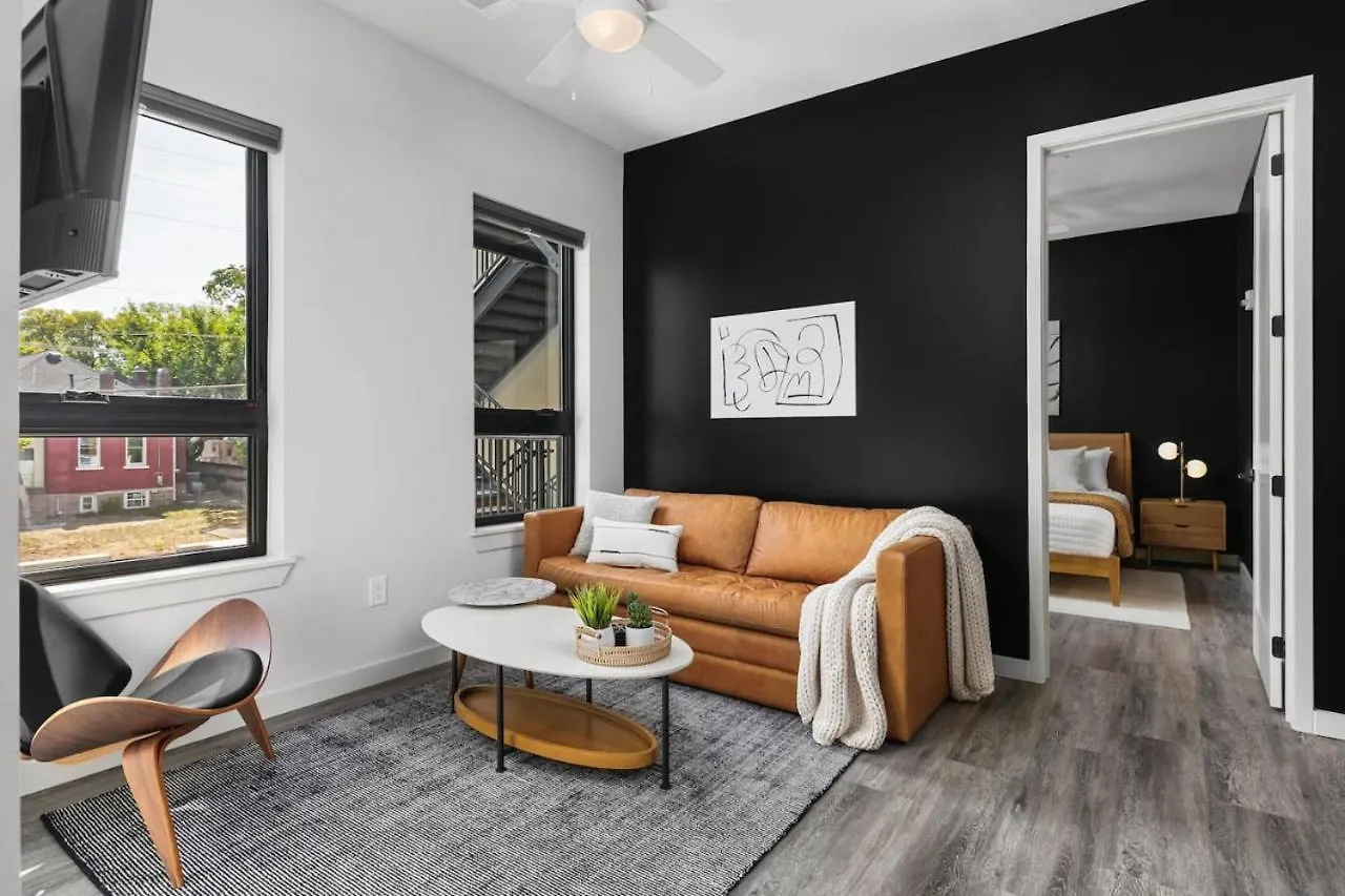 Chic Music Row Condo Rooftop Deck With City View Gym Office And More Nashville Stany Zjednoczone Ameryki