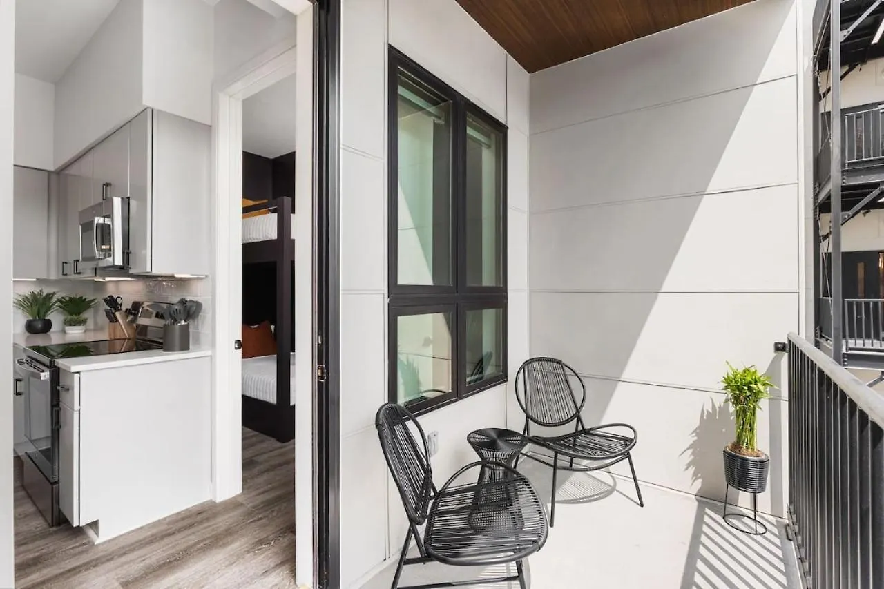 Chic Music Row Condo Rooftop Deck With City View Gym Office And More Nashville