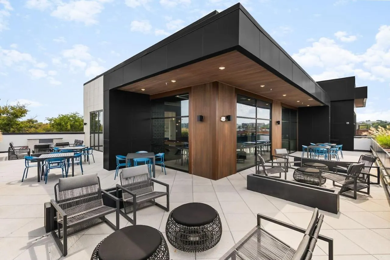 Apartament Chic Music Row Condo Rooftop Deck With City View Gym Office And More Nashville
