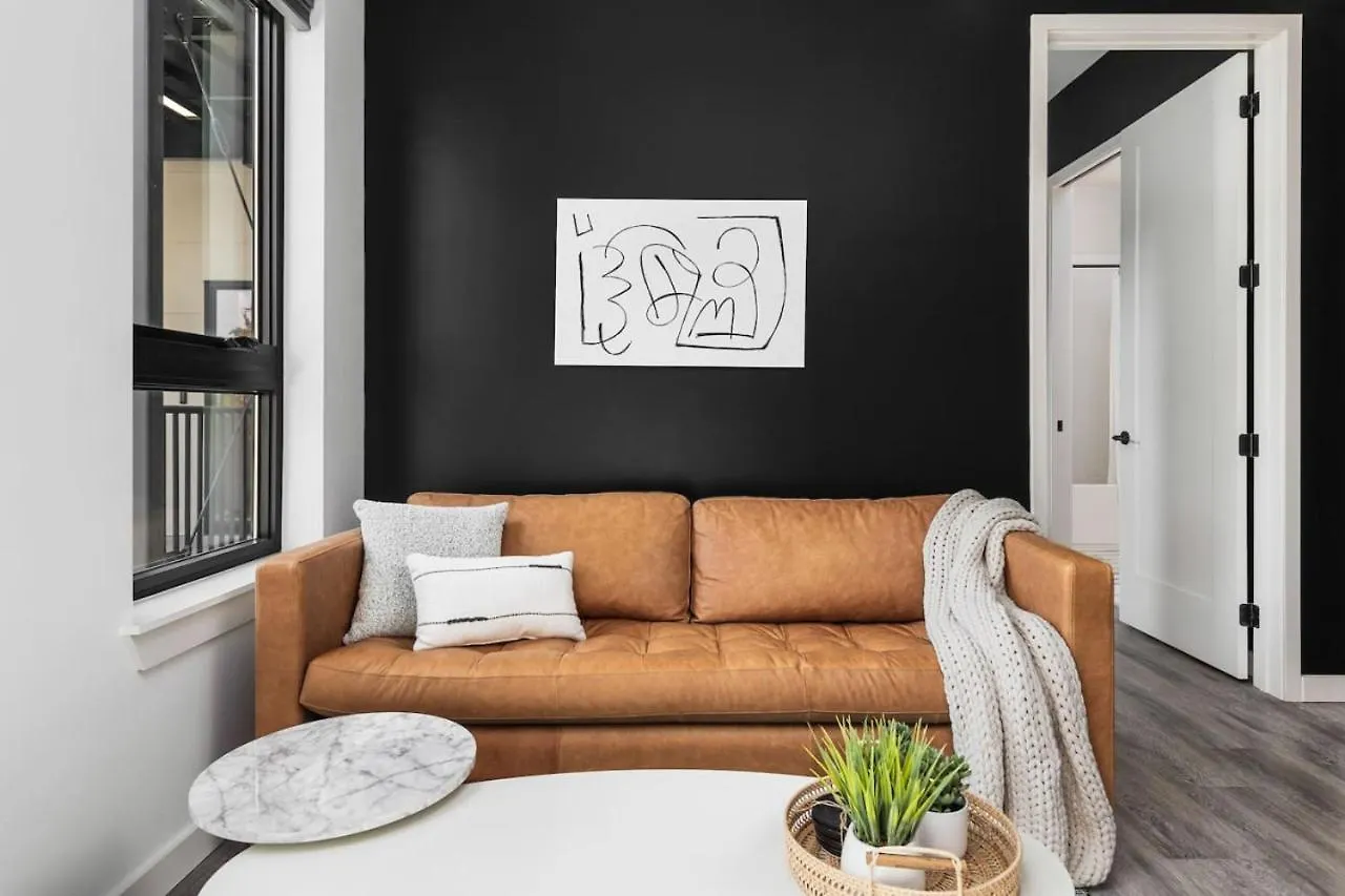 Chic Music Row Condo Rooftop Deck With City View Gym Office And More Nashville Stany Zjednoczone Ameryki